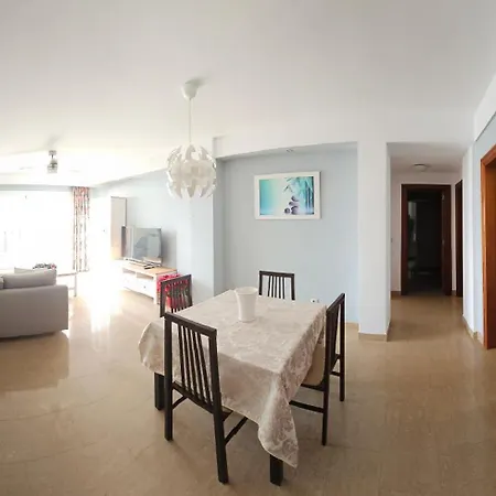 Apartment Euromar Beachfront & Parking *