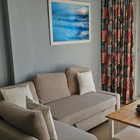 Apartment Euromar Beachfront & Parking *