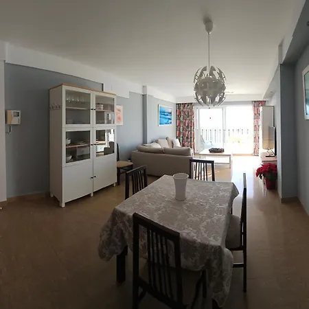 Euromar Beachfront & Parking Apartment Torrox