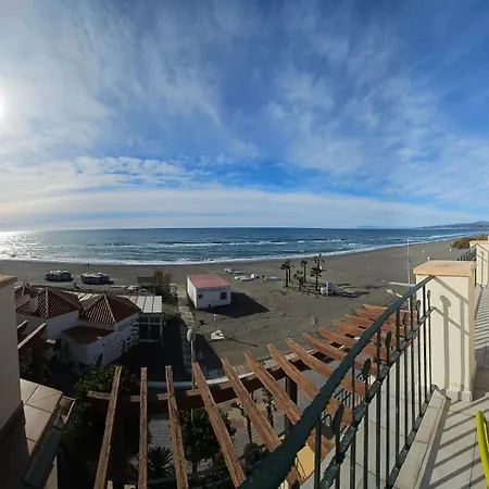 아파트 Euromar Beachfront & Parking